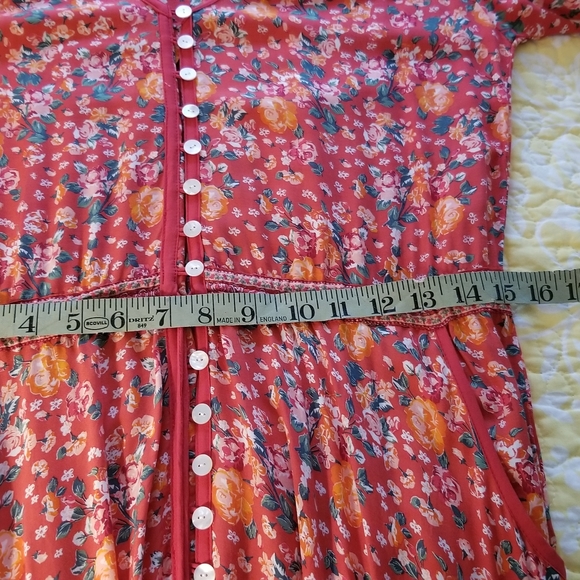 Tulle & Batiste Jamawar Gown Scarlet Red - Picture 8 of 8